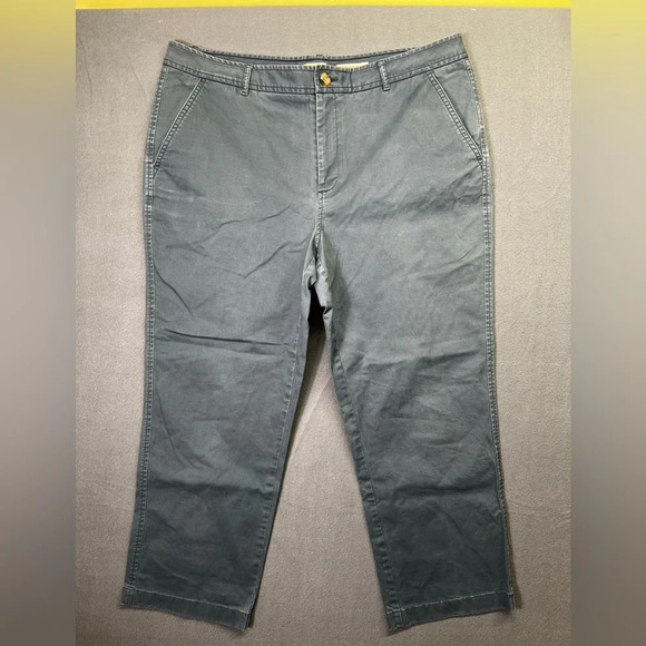 L.L. Bean Pants - LL Bean Favorite Fit Gray Cropped Pants Womens 14R stretch Casual cute 1326
